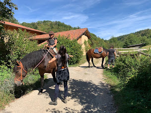 Photo n°21 de Refuge de l'Abbaye de Laval Bénite à Saint-Pierre-de-Bressieux (Lodge)