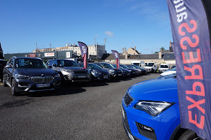 Photo n°3 de Express Auto à Fleury-les-Aubrais (Concessionnaire automobile)