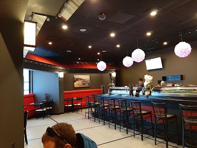 Hachi Asian Fusion & Sushi Bar