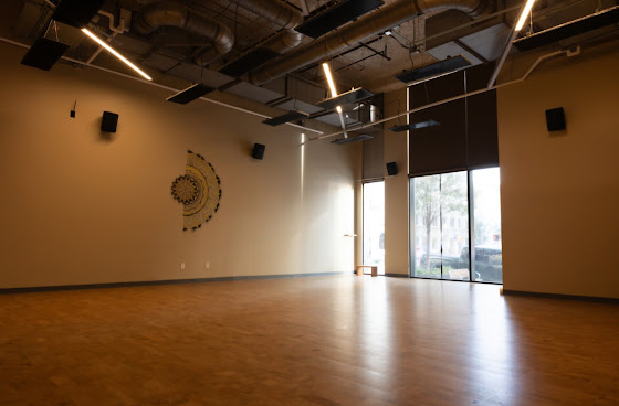 YTX Yoga, Strength, Pilates, HIIT, & Recovery by null