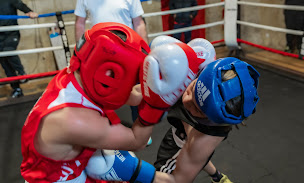 Photo n°14 de Boxing Club 1980 à Beauvoisin (Club de boxe)