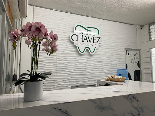 Dra. Ivett Chávez Clinica Dental