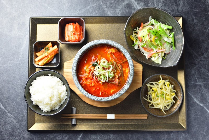 炭火焼肉 和牛苑