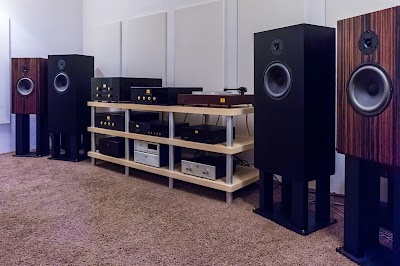 Photos of Salonas Lyra / UAB Serva Se