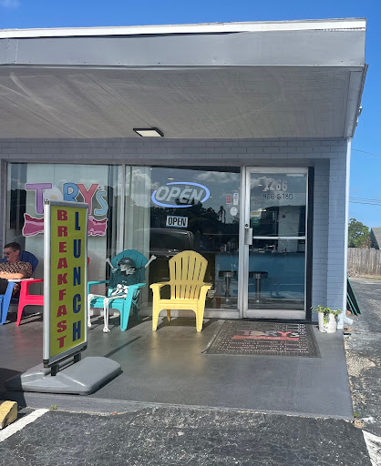 Tory's Cafe - Visual