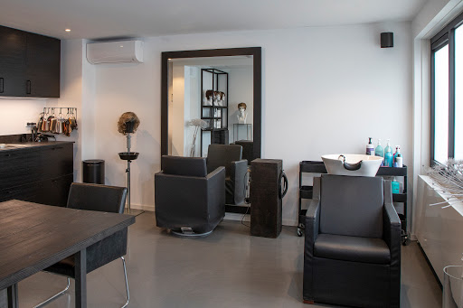 People Haircare - Pruiken en Haarwerken in Ede