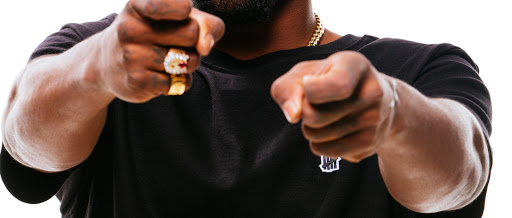 Undefeated - Visual