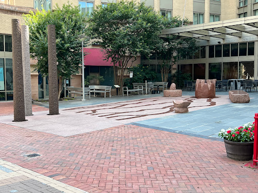 Courthouse River Plaza Fountain - Thumbnail
