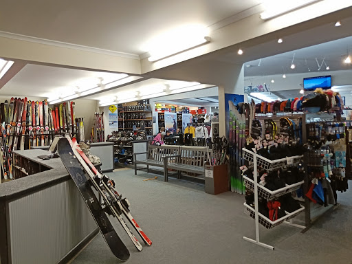 Ray's Ski Shop - Visual