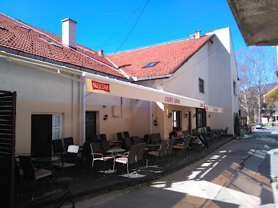 Photos of Caffe Dior