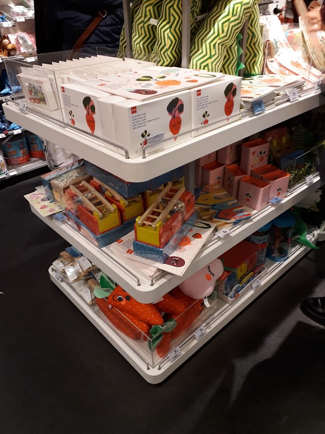 HEMA