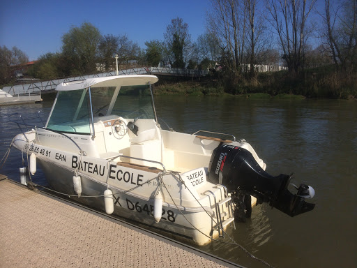 Boat School Nicolas