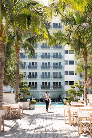 Bungalow By The Sea by null