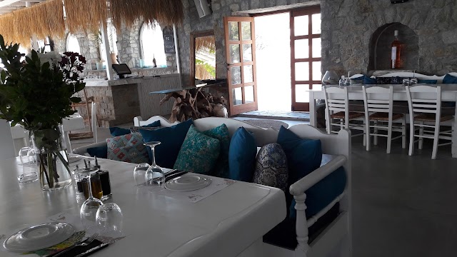 Kalua Beach Bar-Restaurant