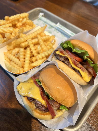 Shake Shack The Woodlands - Thumbnail