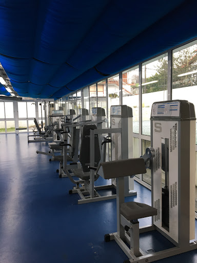 Piscina y gimnasio municipal RENEDO - Thumbnail