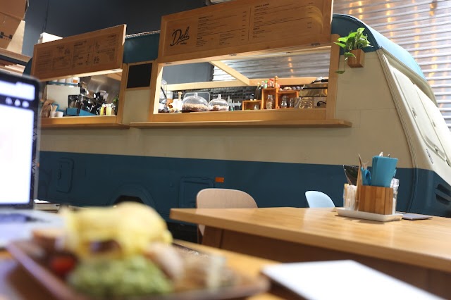 Yumtingz Deli