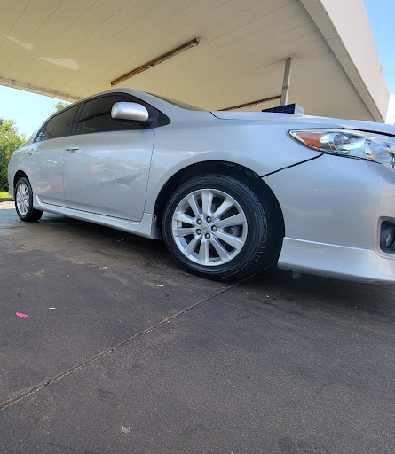 J&J HAND CARWASH & DETAILS - Thumbnail