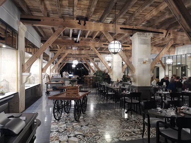 BRASSERIE "LA DISTILLERIE" HOTEL CHAIS MONNET