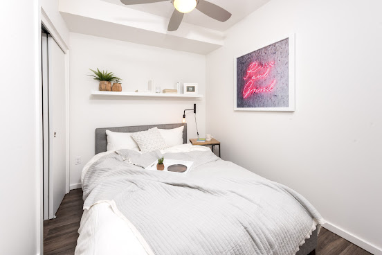 The Hawthorne by null