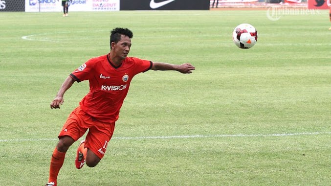 Lapangan Sepak Bola Tunas Betawi Srengseng, Author: Jamal Grab