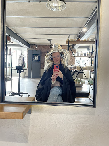 Karen Cooper Pure Hair GmbH - Thumbnail
