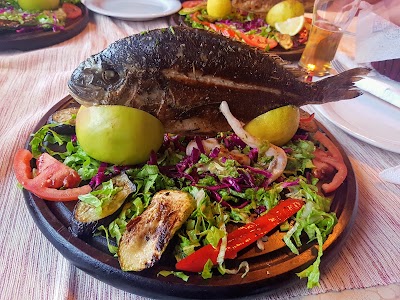 Photos of V&euml;llez&euml;rit Vataksi