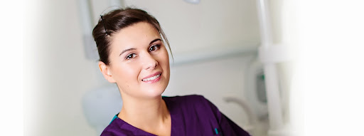 Dental Care 32 - Implanty, Licówki, Bonding, Ortodoncja