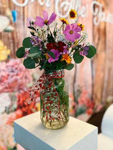 Ever After Farms Flowers - Thumbnail