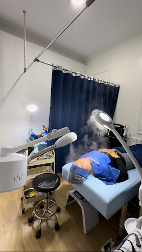 dr. Metha Pramesti Aesthetic