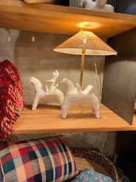 Photo n°6 de Les Affaires Etrangères à Uzès (Magasin d'ameublement et de décoration)