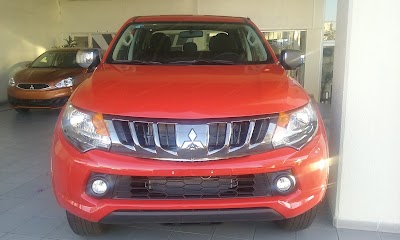 Photos of Mitsubishi Morelia