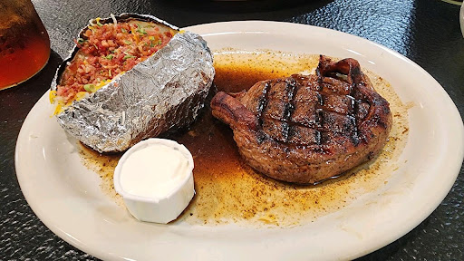 Side Porch Steakhouse - Thumbnail