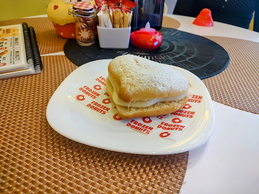 Bubble Waffle & Frozen Donuts Cuautla Gallery - Mexico