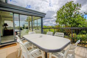 Photo n°2 de Johny Exurville Bsk Immobilier à Osny (Consultant immobilier)