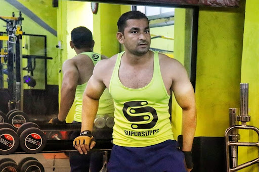 B.F.C BODYLINE FITNESS CLUB {UNISEX }