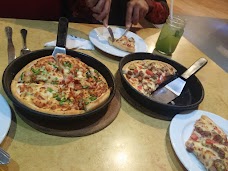 Pizza Hut faisalabad 7