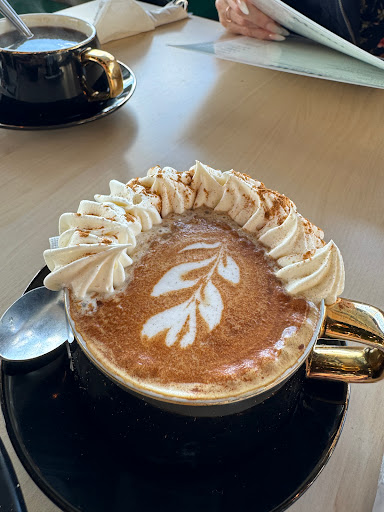 Ruby’s Cafe - Visual