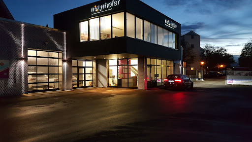 Mayrhofer GmbH & Co. KG Painting & Karosseriefachbetrieb - Thumbnail