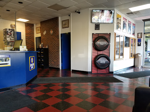 Girard's Service Center - Thumbnail