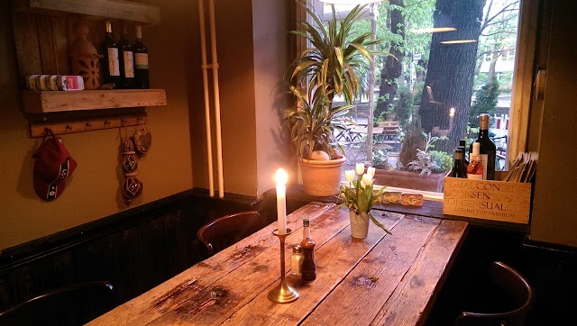 Picoteo Restaurant & Tapas-Bar