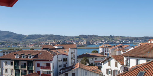 Photo de Résidence Services Seniors Les Jardins d'Arcadie d'Hendaye à Hendaye (64700)