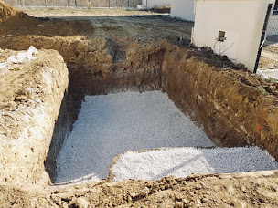 Photo n°2 de ALM CONSTRUCTION - Terrassement - Maçonnerie à Castries (Maçon)