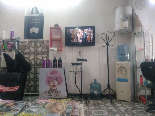 Coiffeur Letiar, Author: Daniel Acosta