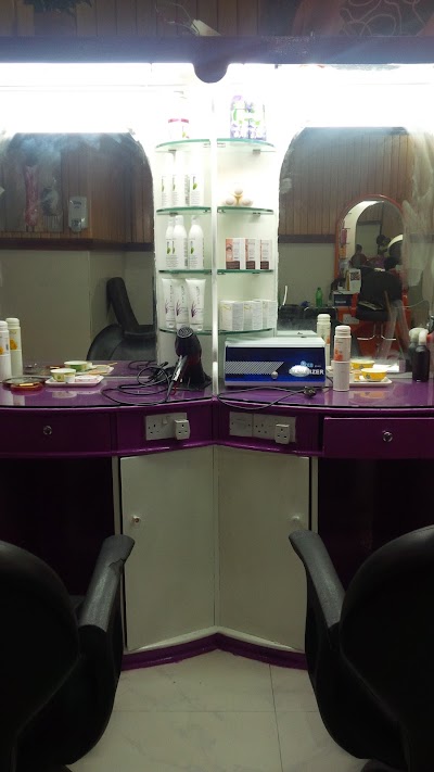 Photos of Indian Star Ladies Beauty Saloon