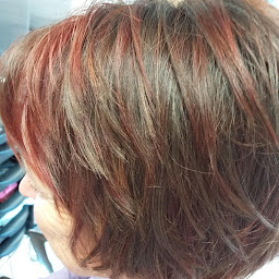 Photo n°9 de Dorotifs Coiffure à Moulins (Salon de coiffure)