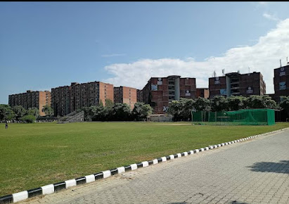 Af1qipmh0trtmbhrzay2uz53z6eg8fc0rjb8mfgl34bv=s411 K No