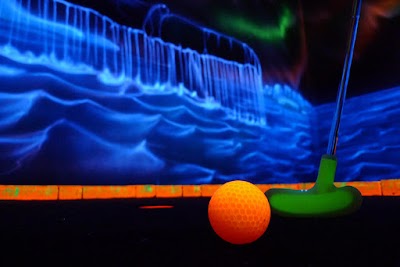 Glow Golf Tiel
