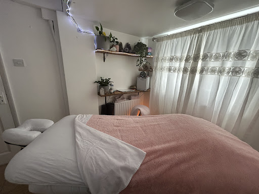 Taylor’d Holistics