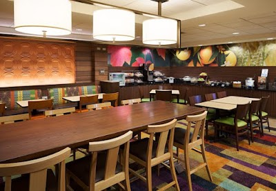 Photos of Fairfield Inn & Suites by Marriott Chicago Midway Airport